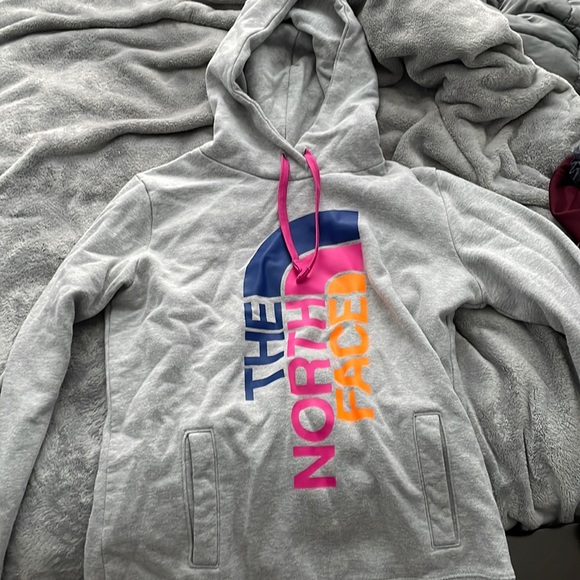 North Face Hoodie - Picture 1 of 3